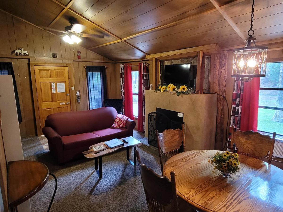 Sierra Blanca Cabins Hotel Ruidoso Bagian luar foto